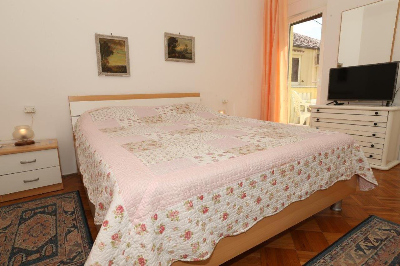 Studio Apartments Cavrak With Terrace Baška Zewnętrze zdjęcie